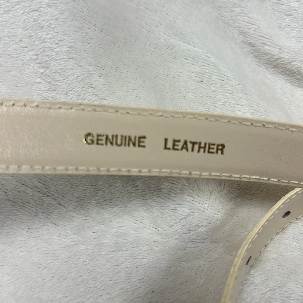Beautiful Cream Color with Brushed Silver Buckle Leather Belt, 42
